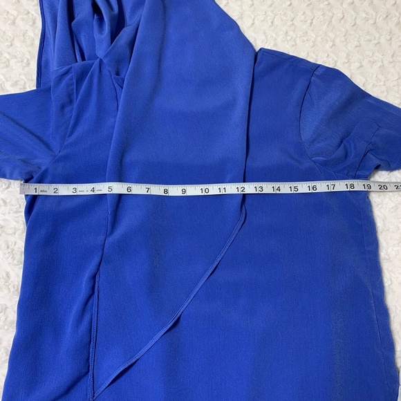 Crosby by Mollie Burch Jeni Ruffle Accent Sleeve Shift Dress Blue Sz M - Picture 8 of 10